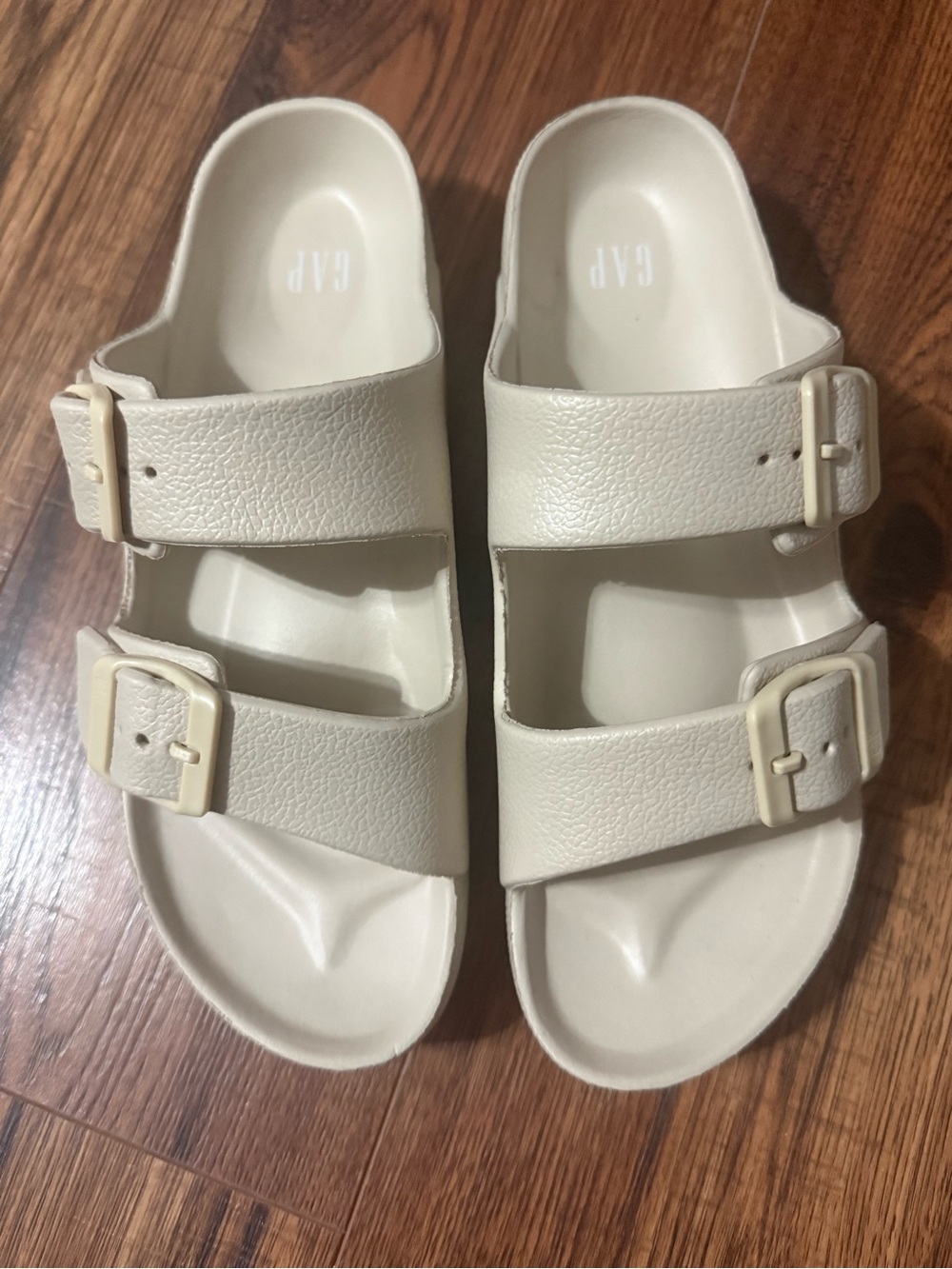 GAP Cream Double-Buckle Slide Sandals size 6